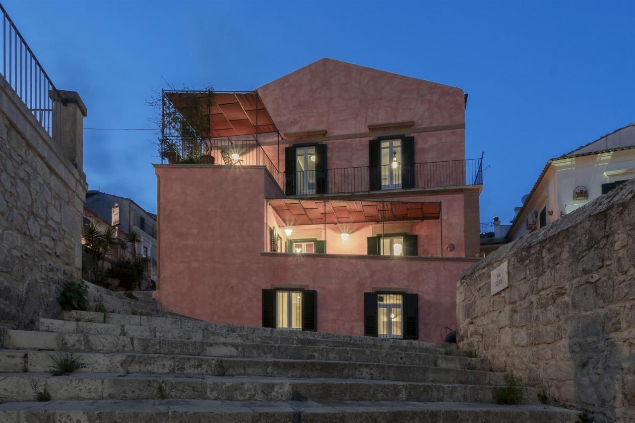 Casa Rosa Lägenhet Ragusa Exteriör bild