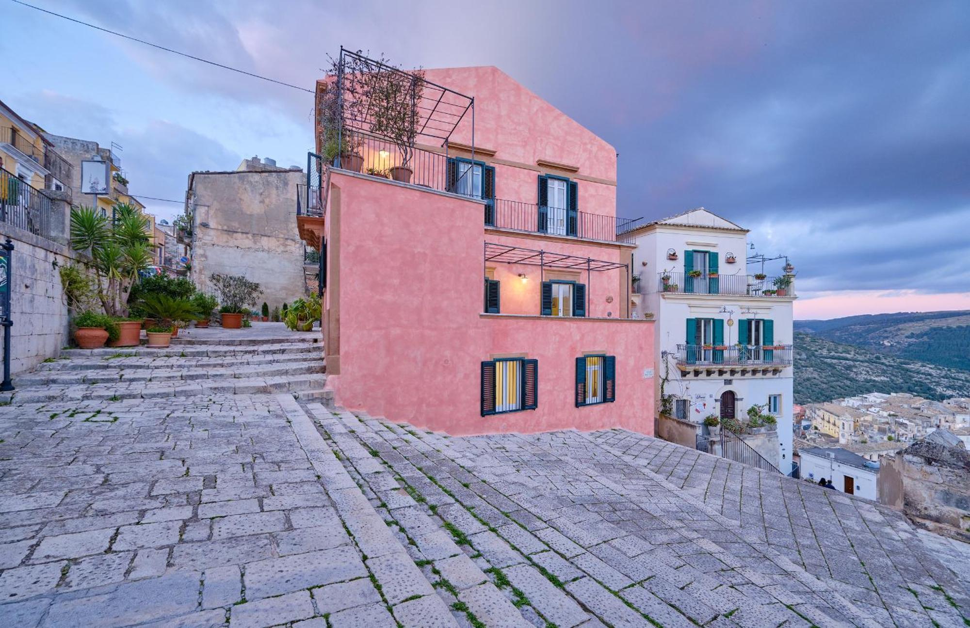 Casa Rosa Lägenhet Ragusa Exteriör bild